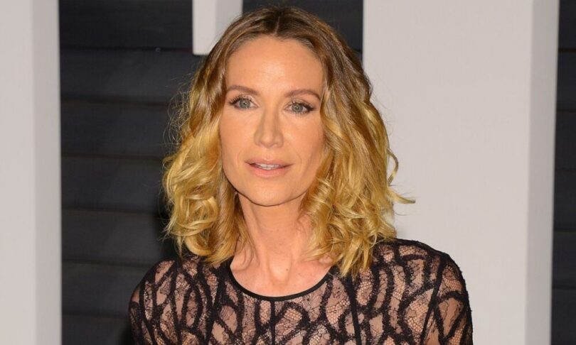 Kelly Lynch Net Worth